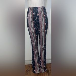 printed flare leg pants, size small, shein